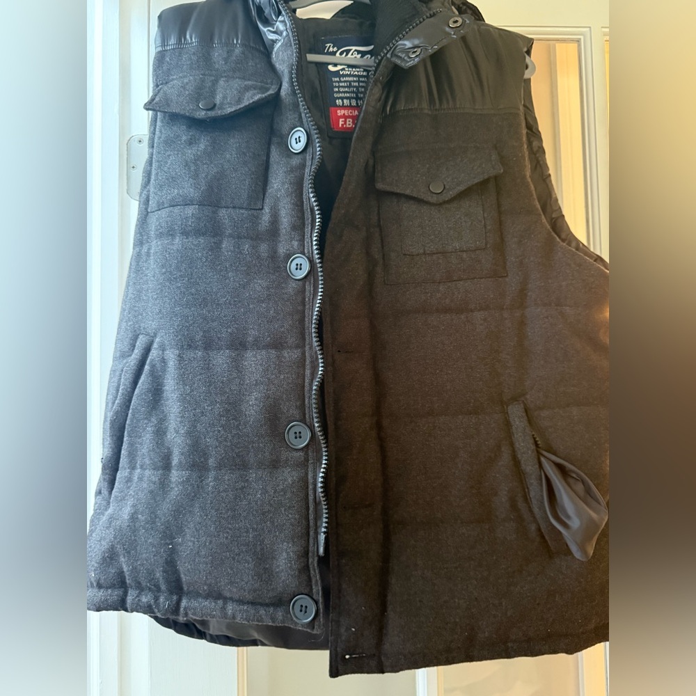 Men's Gray Quilted Vest